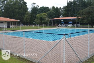 Cursos de natación para estudiantes de primer semestre