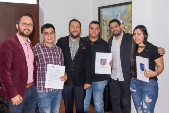 Homenaje a Uniautónomos que participaron en Hult Prize