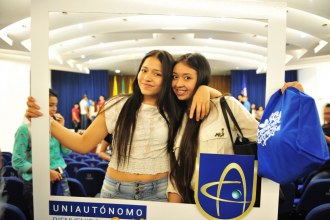 Bienvenidos a la familia Uniautónoma 