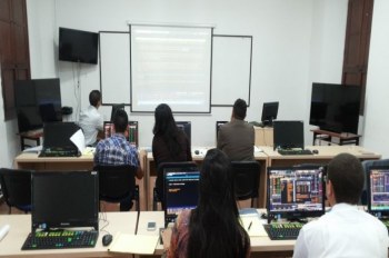 Si eres emprendedor podrás convertirte en Héroe Talks