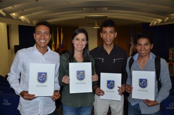 Becas de Honor Bruno Mantilla Pinto IIP 2017