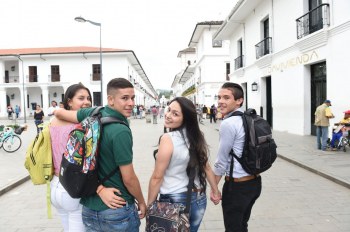 Inducción para estudiantes que ingresan a cursar primer semestre