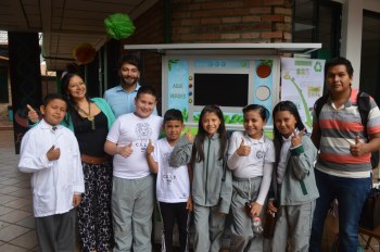 Eco-Estación Uniautónoma en feria de la ciencia