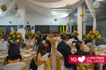 La Escuela de Posgrados felicita a sus primeros Especialistas