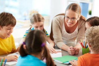 Convocatoria laboral Liceo Técnico Superior