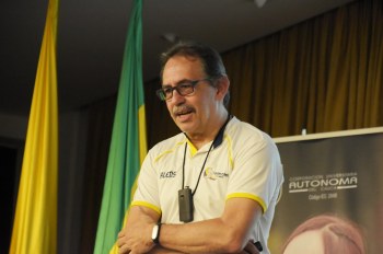 “El voleibol es el deporte más bello” Antonio Rizzola en la Uniautónoma del Cauca