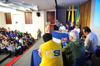 "El voto de los jóvenes es fundamental para construir la Popayán que queremos", candidatos a la Alcaldía en el Foro Conversaciones Sobre Ciudad