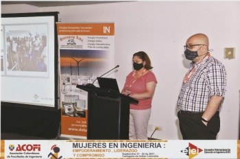 Docentes Uniautónoma, participaron en el ACOFI 2021, con la ponencia "La experiencia de la virtualidad durante la pandemia, un año después"