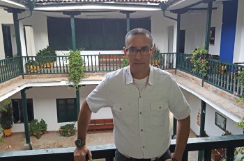 “Debemos trabajar en la gestión del riesgo por sustancias químicas”, Pablo Espinoza, docente de la Escuela de Posgrados