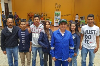 "Hay conciencia colectiva sobre la protección del ambiente, pero se usan indiscriminadamente plásticos y no biodegradables", Iván Rosero, reciclador.