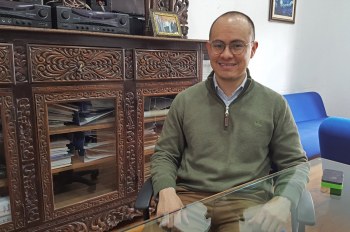 “Debemos ser curiosos, preguntarnos qué hay más allá de las fronteras y de qué manera todo eso se puede articular con nuestro proyecto de vida”, Santiago Vargas, docente de la Escuela de Posgrados