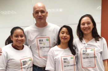 Semilleros de Investigación Unautónomnos fueron ponentes en Universidade Santa Cecília